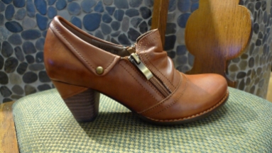 Italmoda Shoe in Brown